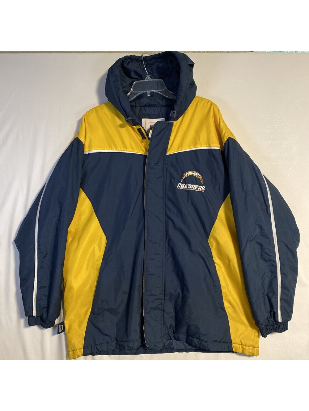 VTG NFL CHARGERS HOODED JACKET Bolt San Diego Mens L Y2K  Insulated